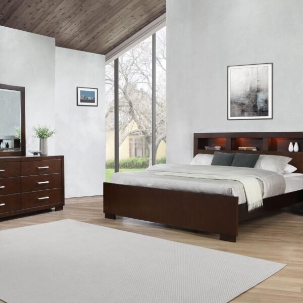 Jessica 5-piece California King Bedroom
Set Cappuccino