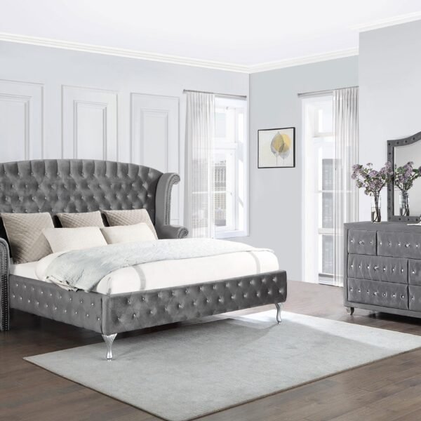 Deanna 4-piece Queen Bedroom Set Grey