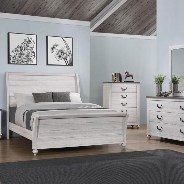 Stillwood 5-piece Eastern King Bedroom Set Vintage Linen