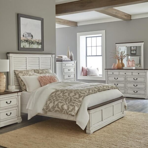 Hillcrest 5-piece Eastern King Bedroom Set Distressed White