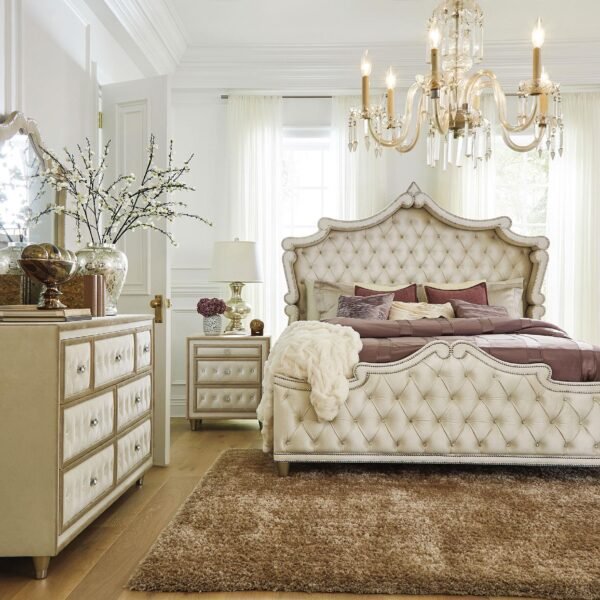 Antonella 4-piece California King Bedroom Set Ivory