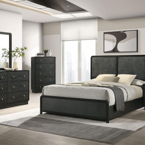 Cavelle 5-piece Queen Bedroom Set Black