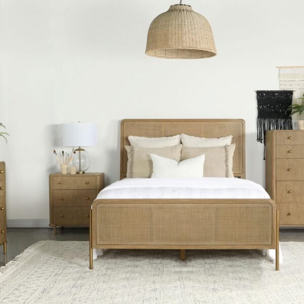 Arini 5-piece Queen Bedroom Set Sand Wash and Natural Cane