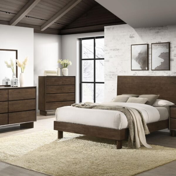 Glenwood 5-piece Eastern King Bedroom Set Warm Brown