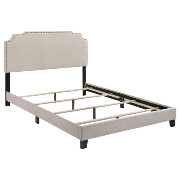 Tamarac Upholstered Queen Panel Bed Beige